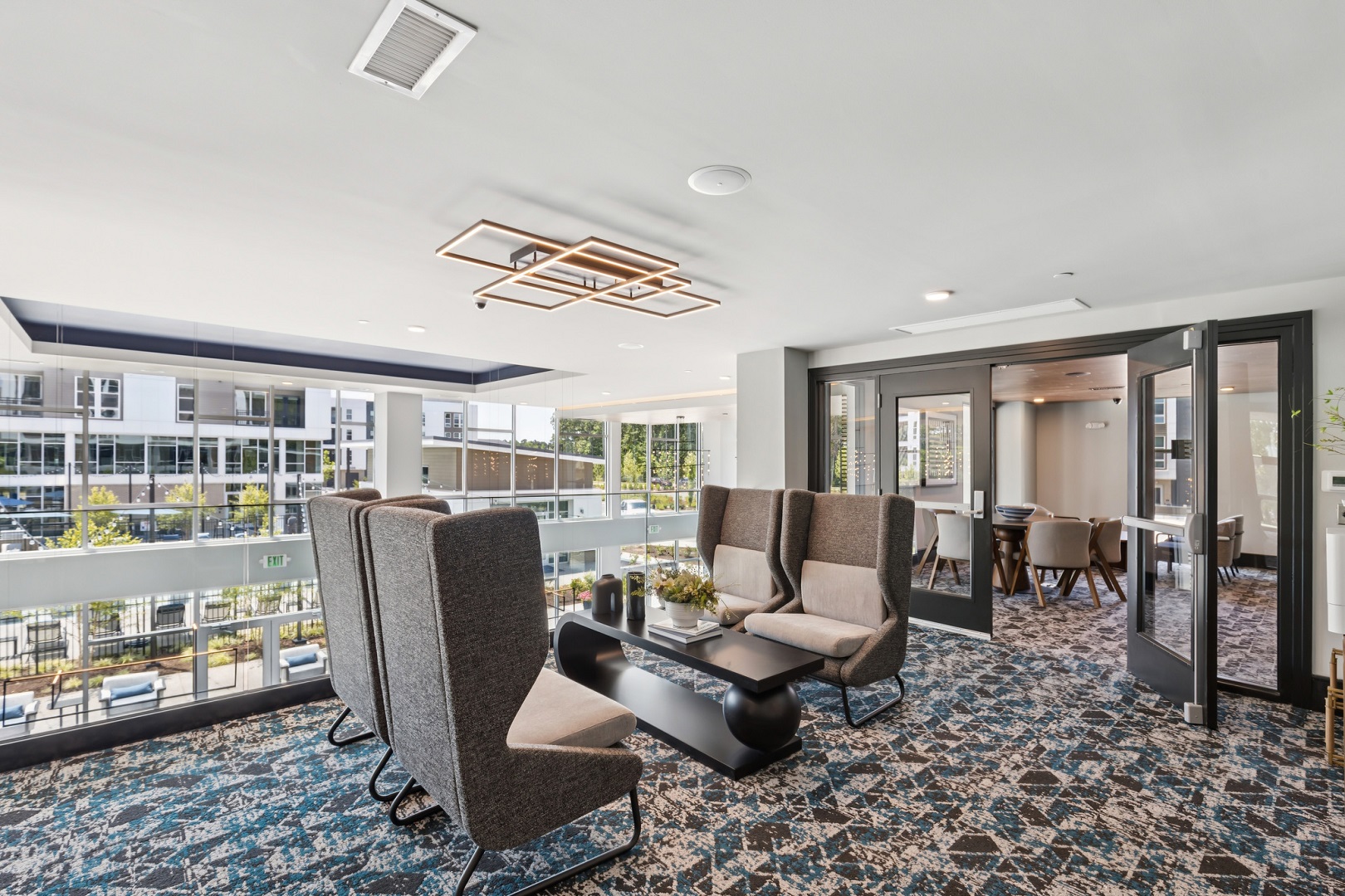 AuraFifty4-Luxury-Community-Coworking-Lounge-in-Chapel-Hill-North-Carolina