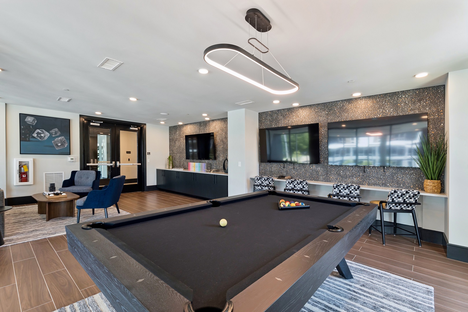 AuraFifty4-Luxury-Community-Clubhouse-in-Chapel-Hill-North-Carolina