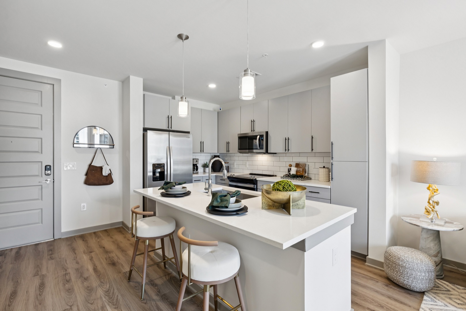 AuraFifty4-Luxury-Community-Kitchen-in-Chapel-Hill-North-Carolina